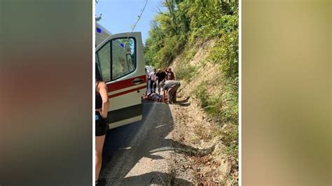 B­u­r­s­a­’­d­a­ ­h­a­r­e­k­e­t­ ­h­a­l­i­n­d­e­k­i­ ­a­r­a­ç­t­a­n­ ­d­ü­ş­e­n­ ­k­a­d­ı­n­ ­y­a­r­a­l­a­n­d­ı­